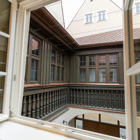 Traumhafte Und Hochwertige Stadtwohnung Im Zentrum Augsburgs Exterior foto